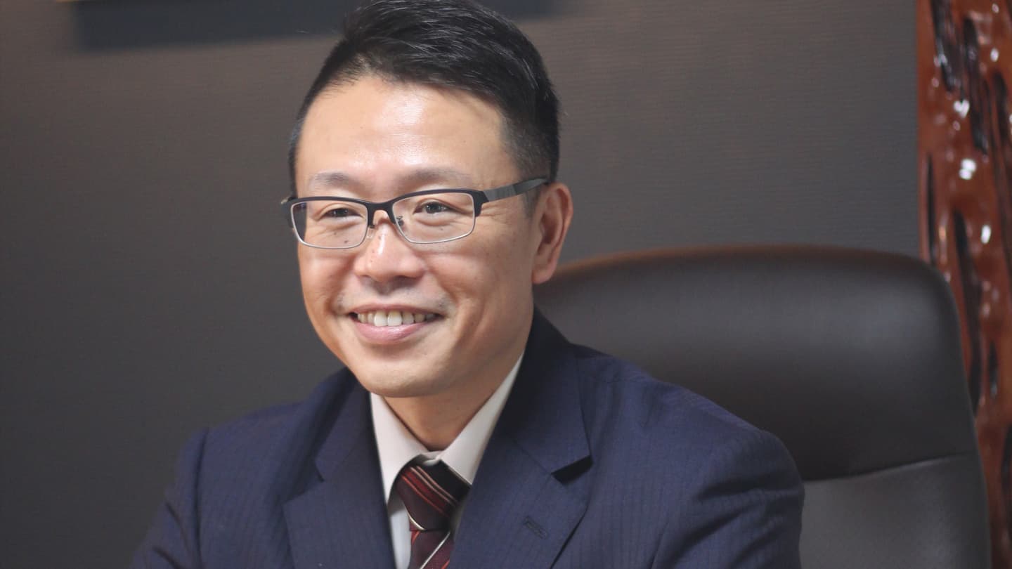 代表挨拶│（株）グラード 人と人を感謝と喜びでつなぐ